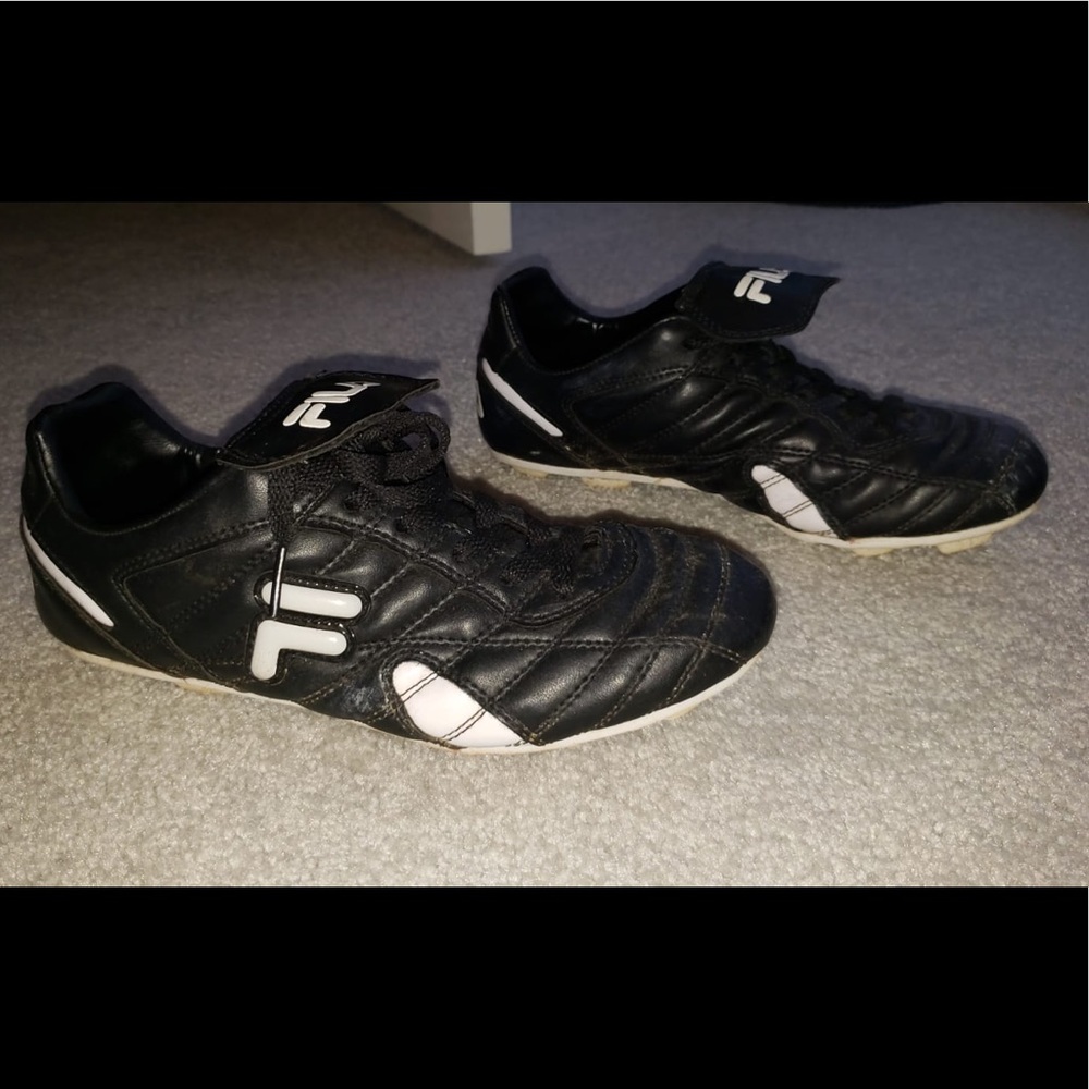 FILA Forza III Soccer Cleats